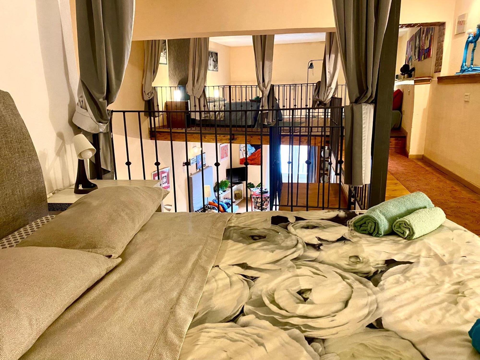 Sake Loft Apartment คาตาเนีย ภายนอก รูปภาพ